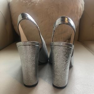vince camuto tashinta silver